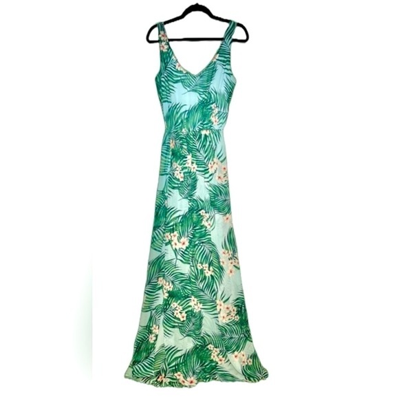 NEW Kendall Maxi Dress in Hanalei Dream with V-Neck, Elastic Waist, & Leg Slit S - Picture 4 of 14